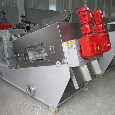 Het zelfreinigende van de het Systeemmodder van het Modderdehydratatietoestel Type van het Materiaalschroef Dik makende die in China wordt gemaakt